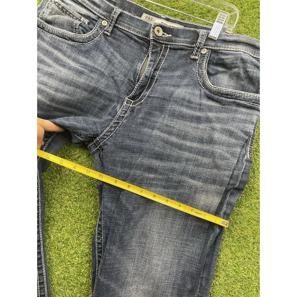 Buckle shop confidence